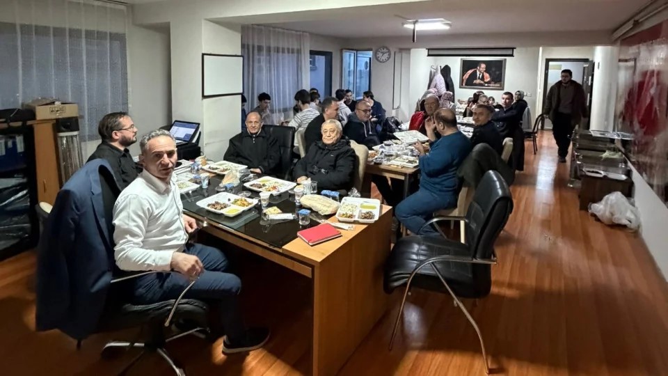 BTP İzmir teşkilatı, Genel Başkan Hüseyin Baş’ı ağırlamaya hazırlanıyor